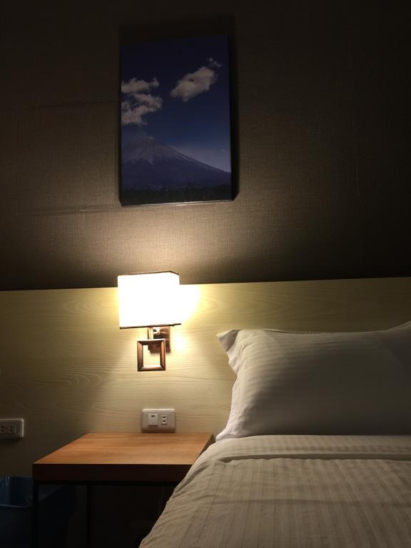טאינאן Cozy Cozy Hostel מראה חיצוני תמונה